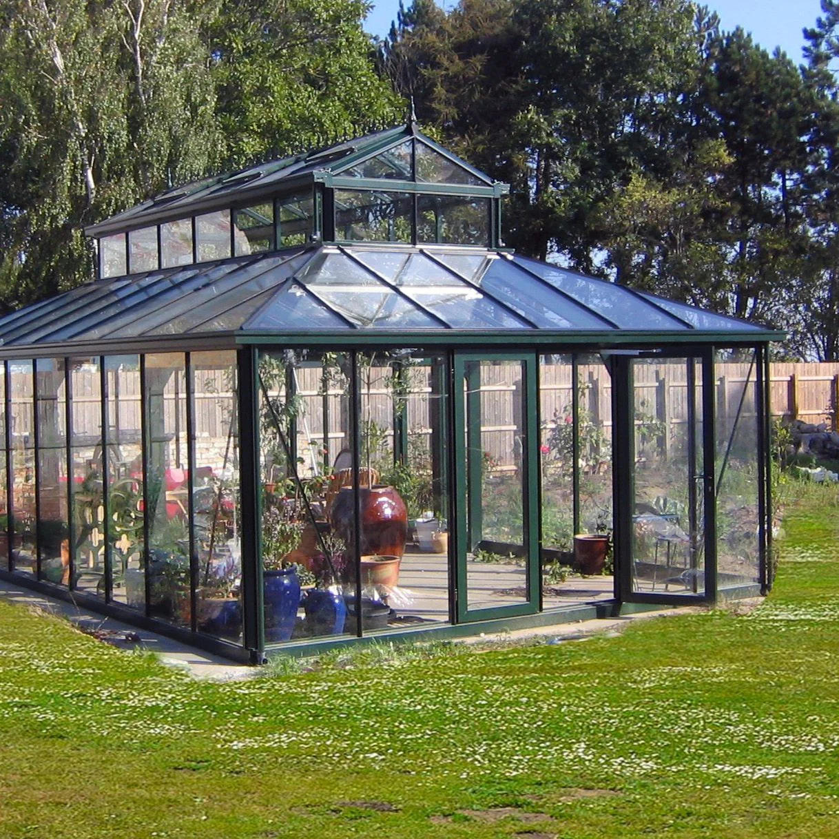 Cathedral Victorian Greenhouse 15 x 20 ft. with 4mm Tempered Glass Panels and Aluminum Frame - Image 3