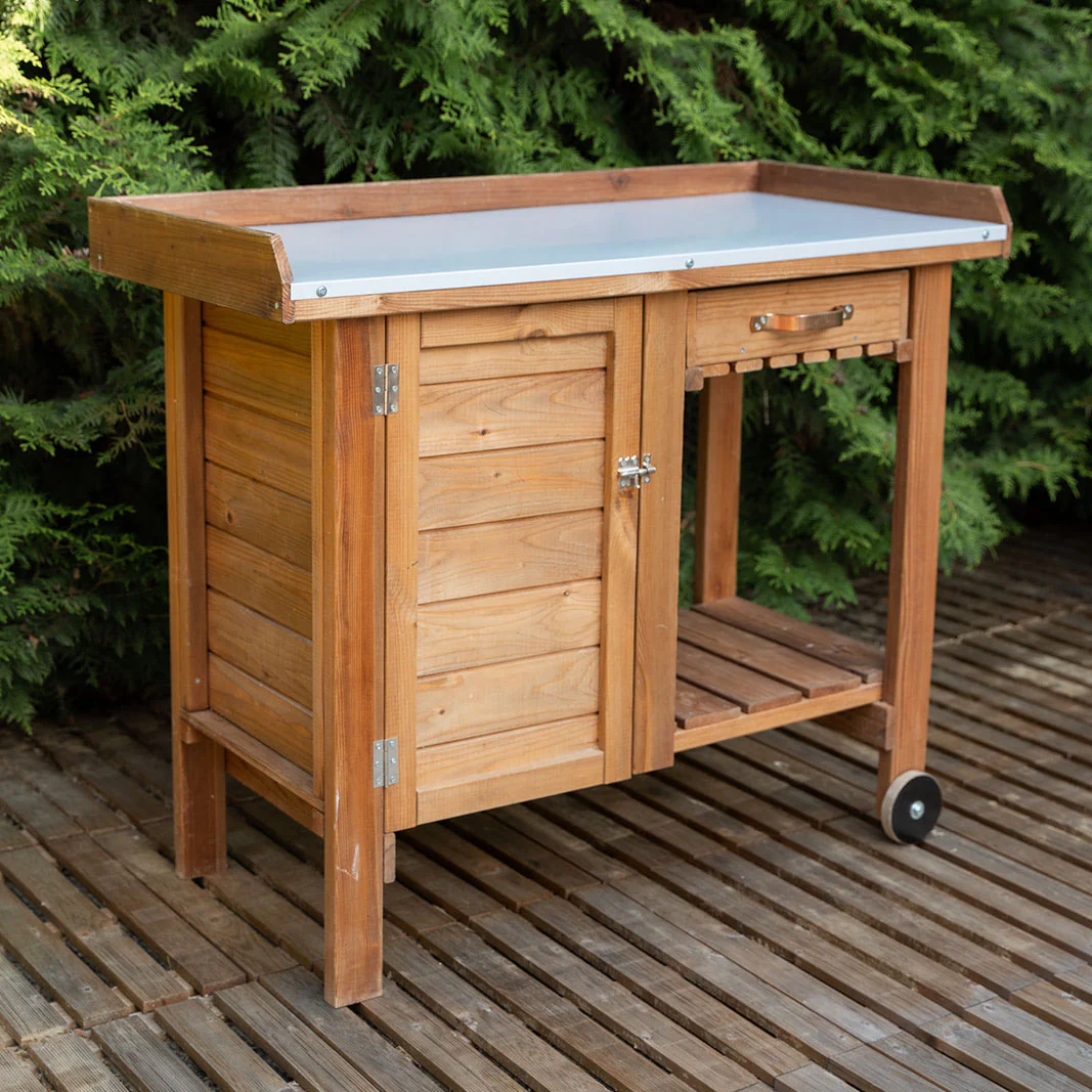 Gardener's Table with Wheels - Image 4