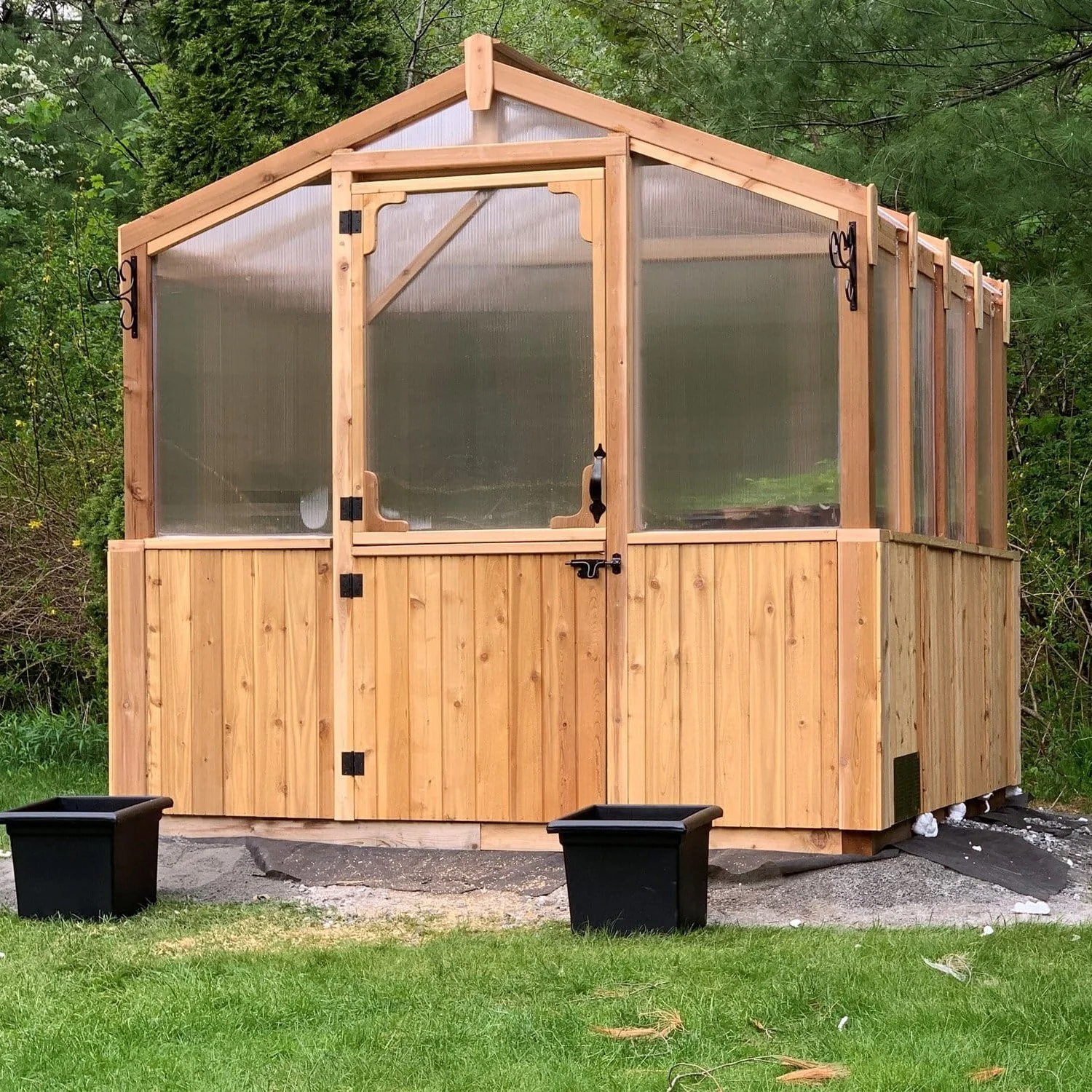 Outdoor Living Greenhouse Kit 8 ft. Wide with 6mm Twin Wall Polycarbonate Panels and Cedar Wood Frame - Image 4