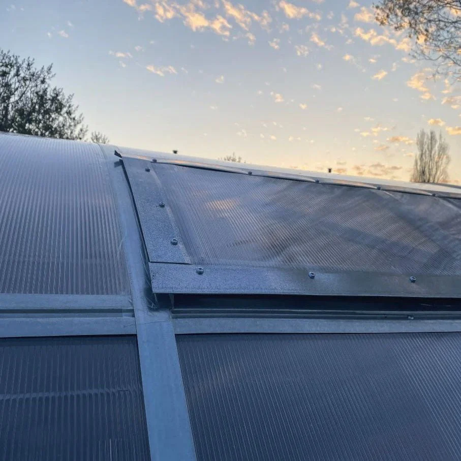 Sigma 3 x 1.4 ft. Automatic Roof Vent - Image 3