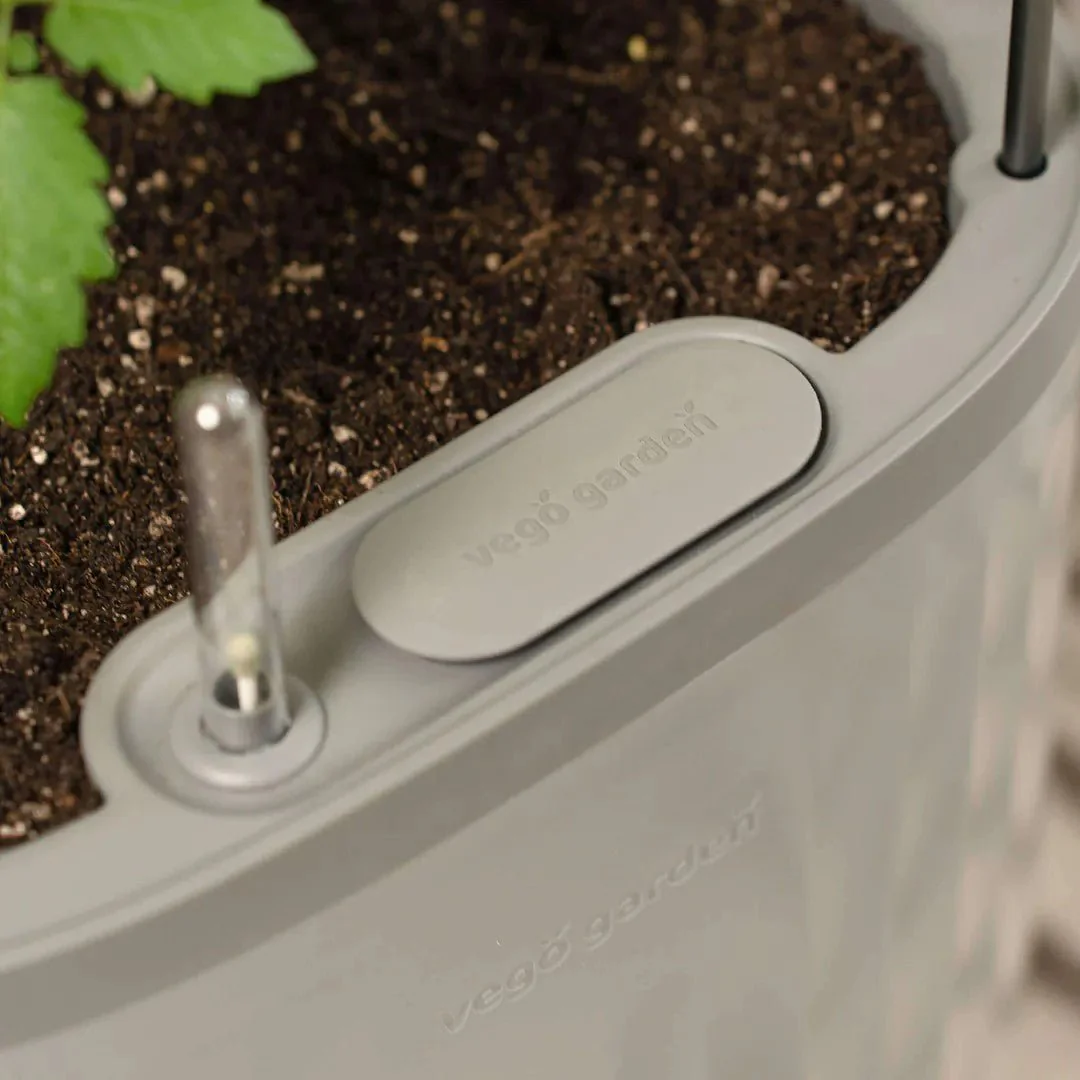 Vego Garden® EZ Self-Watering Tomato Planter with Trellis - Image 3
